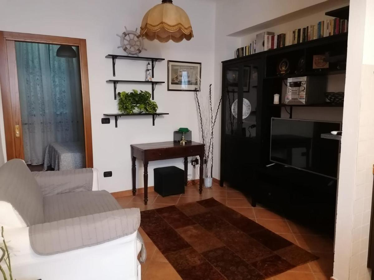 Perla Del Golfo Apartment *